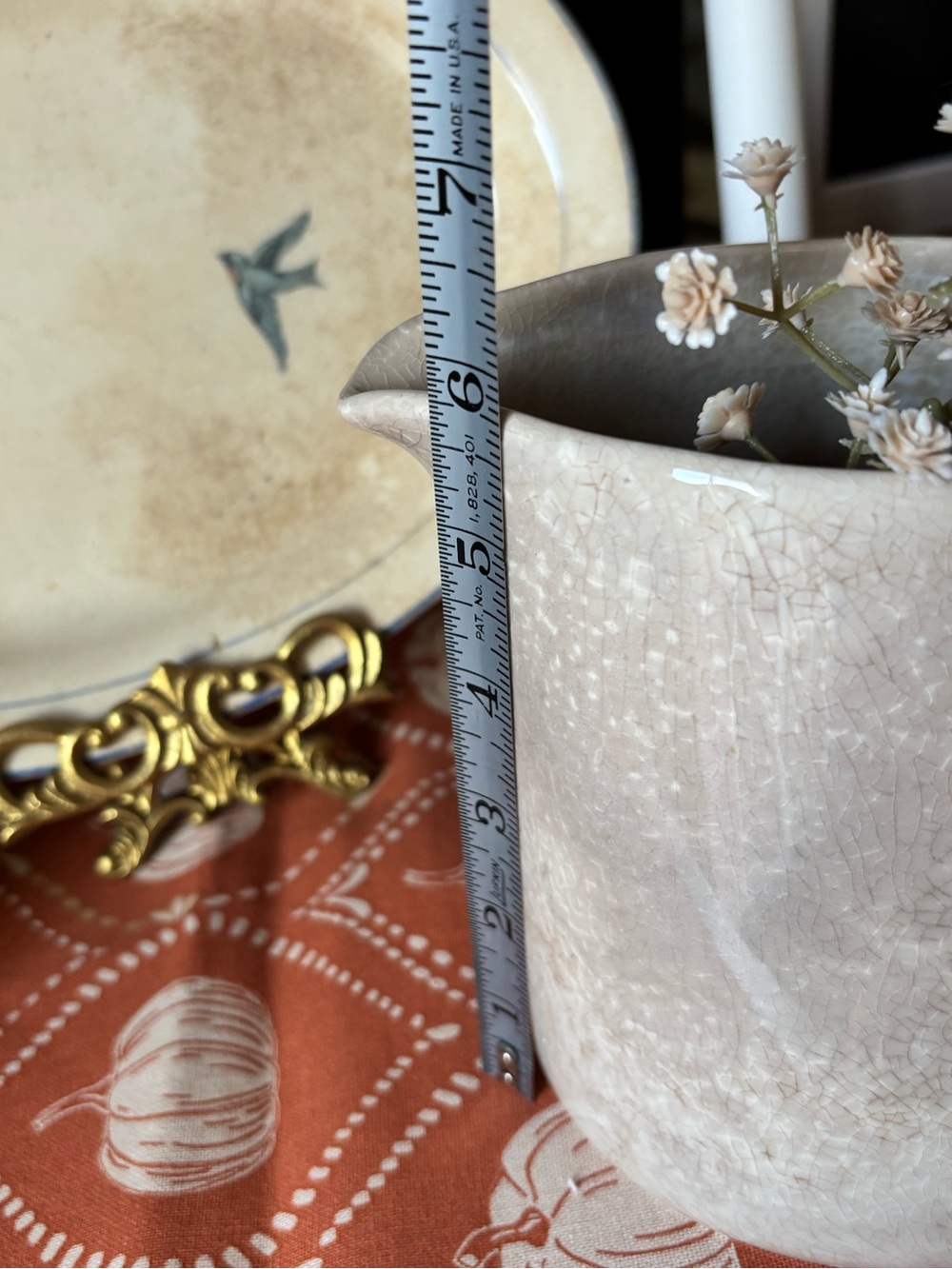 Neutral Crackle Ceramic Pitcher - Collection - Picture 7 of 8